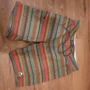 Burton shorts Size 30 good condition